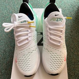 Womens Nike Air Max 270